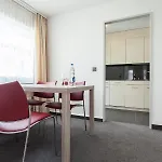 Ema House Serviced Aussersihl * زيورخ