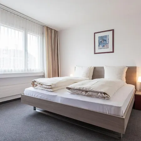 Ema House Serviced Aussersihl