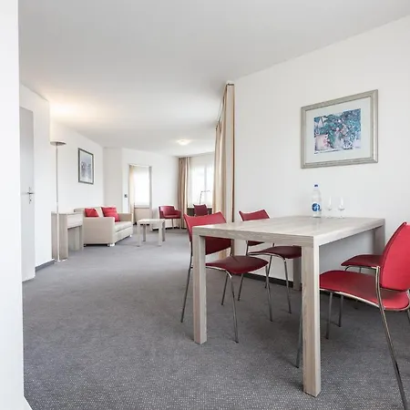 Ema House Serviced Aussersihl